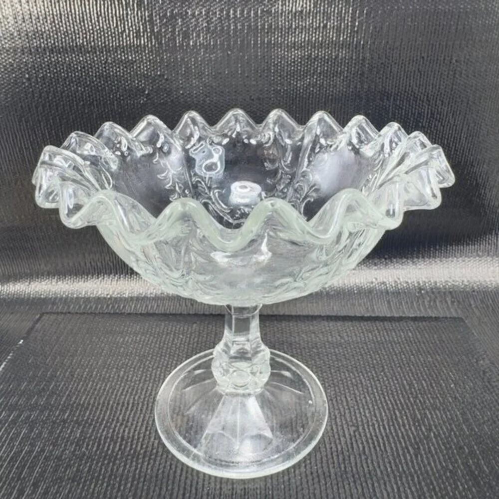 Antique Clear Footed Compote Dish‎ Bowl Wavy Edges Glassware Decor Dish Bowl VTG